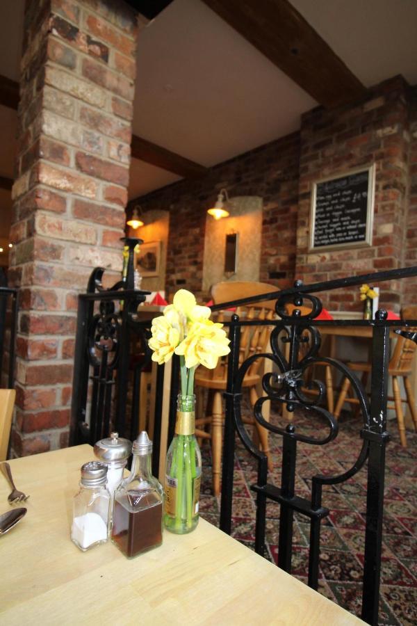 Hotel The Clothiers Arms Stroud  Exterior foto
