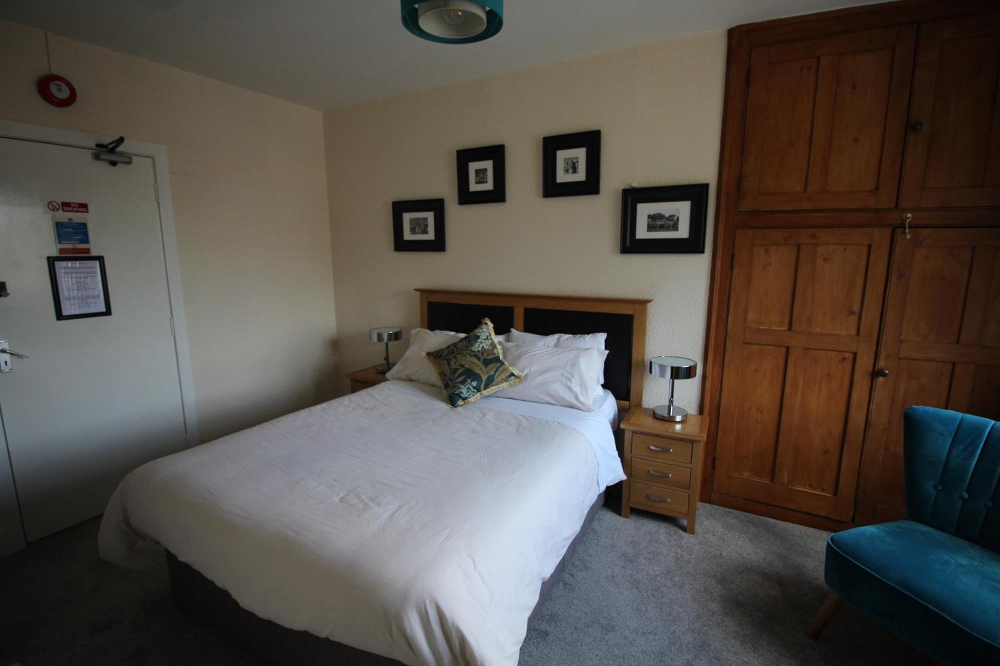 Hotel The Clothiers Arms Stroud  Zimmer foto